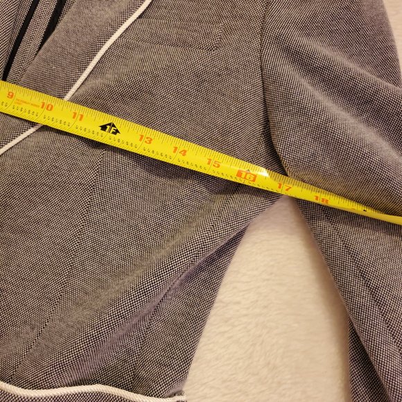 Tommie Bahama Blazor with nautical trim - Picture 10 of 10